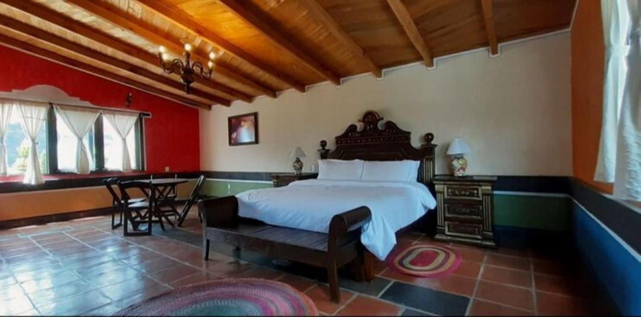 Villa Claus Inn Tlalpujahua de Rayón Zewnętrze zdjęcie