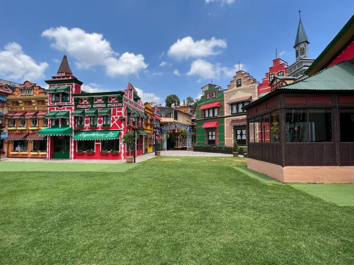 Villa Claus Inn Tlalpujahua de Rayón Zewnętrze zdjęcie